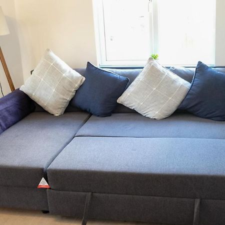 Intimate Entire Flat 9-Min Walk To Boscombe Beach Bournemouth Dış mekan fotoğraf